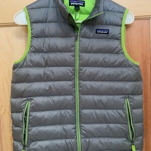 Patagonia Puffer Vest Gray With Lime Green Trim kids 12